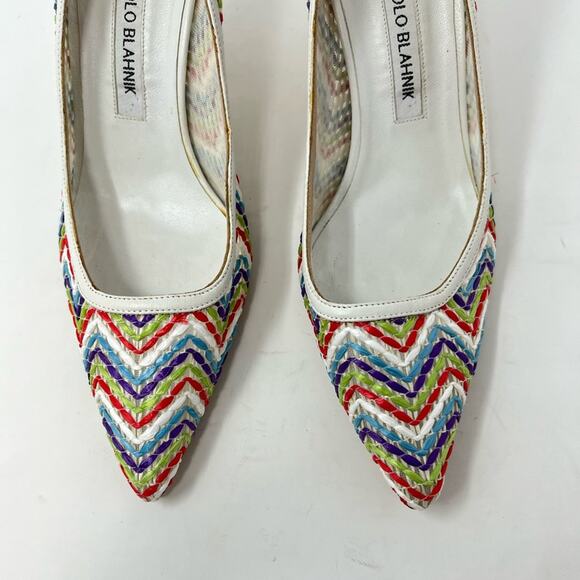 Manolo Blahnik Arina Pointed Toe Rainbow ZigZag Pump White Leather size 39 EU - Picture 3 of 6